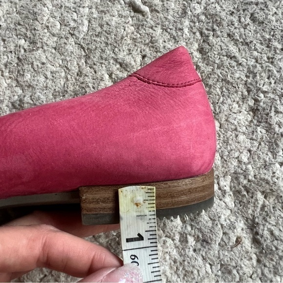 Ecco Fuchsia Tassel Loafers - Picture 9 of 10